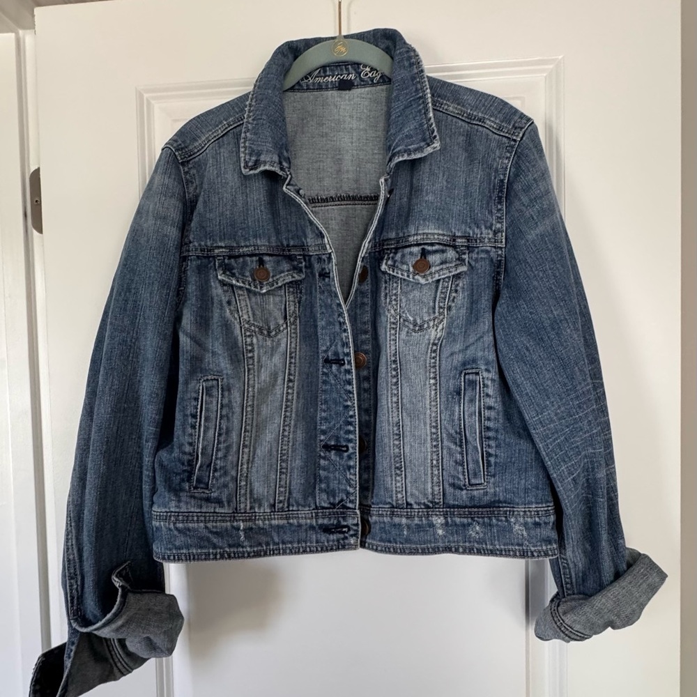Classic Denim Jacket - Blue